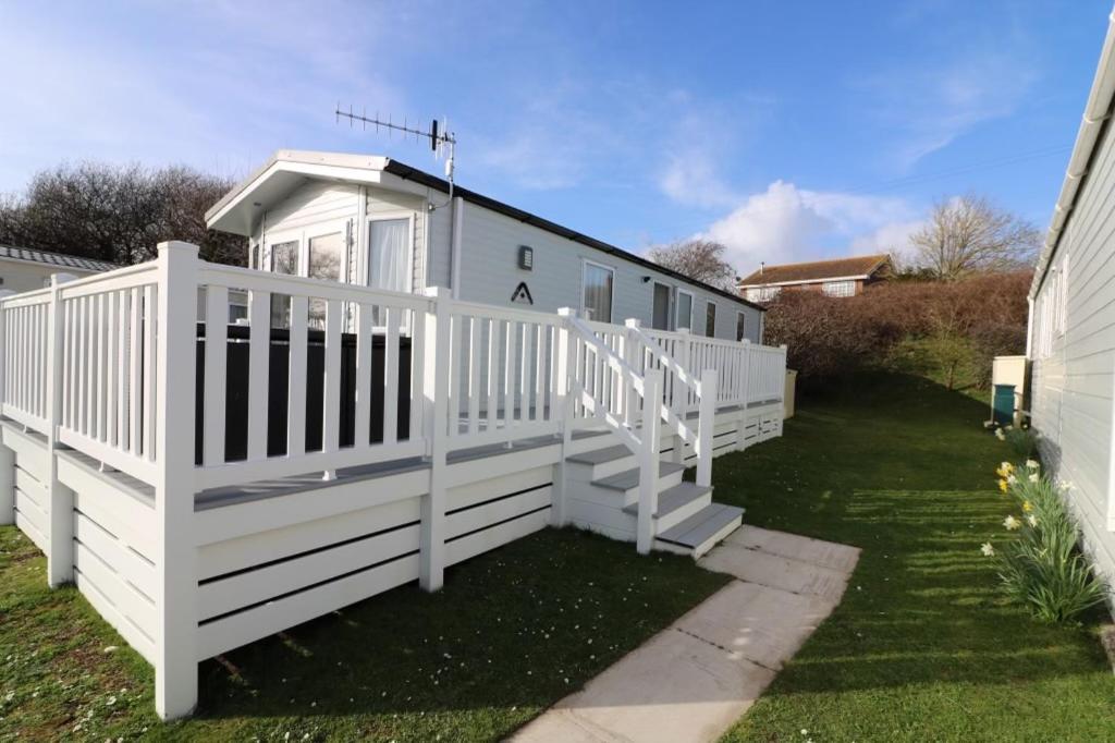 The Willows Selsey Exterior photo